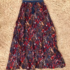 SOLD ✅ maxi skirt w/ elastic waist